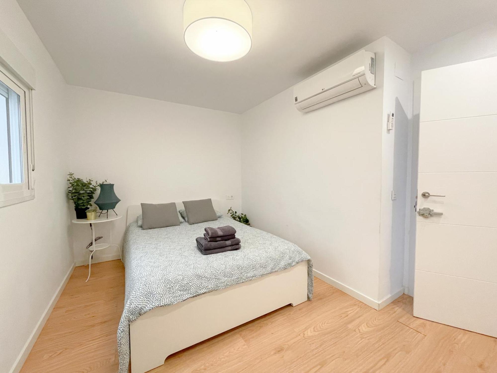 Moderno Apartamento Plz De La Merced Malaga Luaran gambar