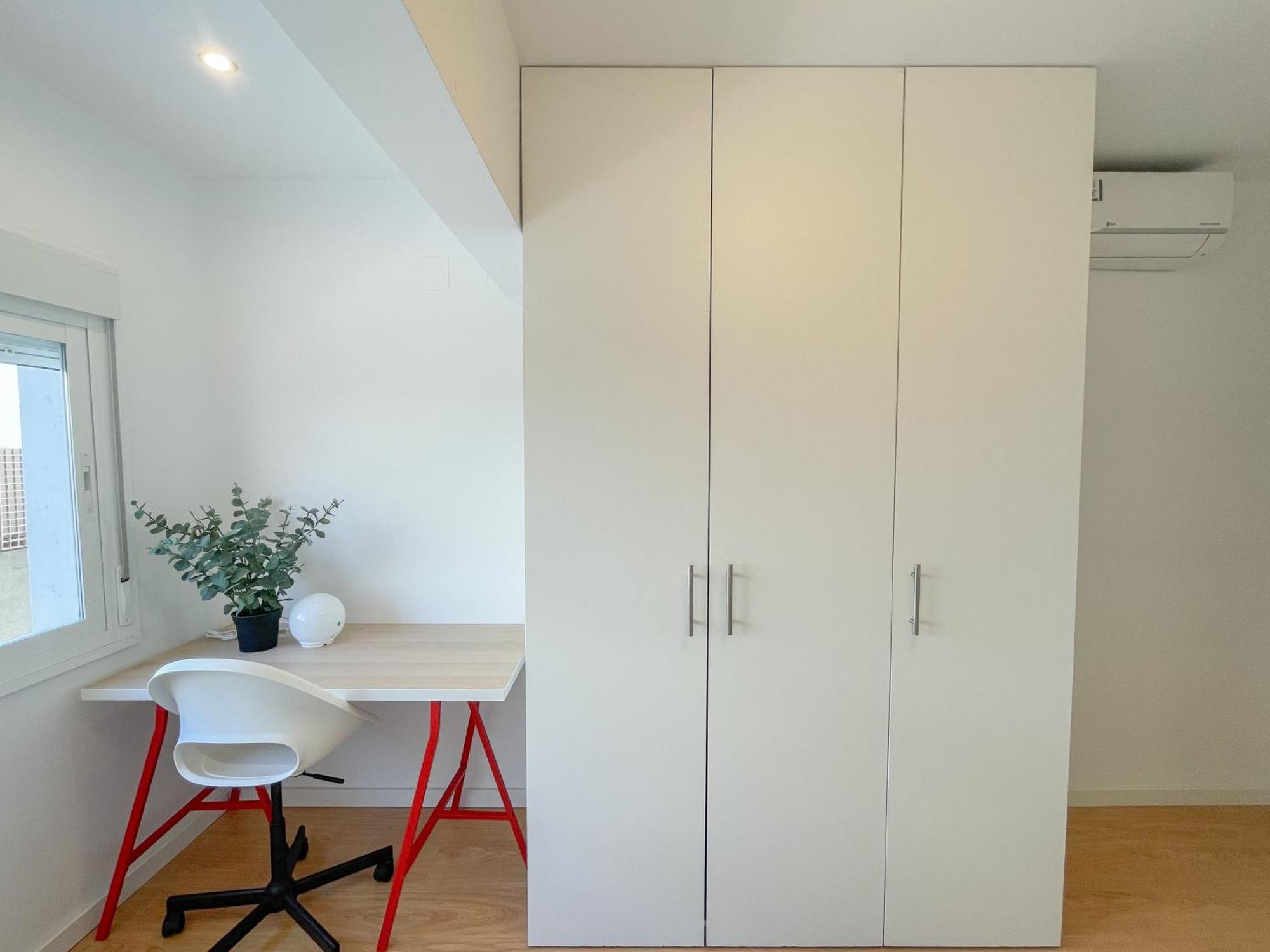 Moderno Apartamento Plz De La Merced Malaga Luaran gambar